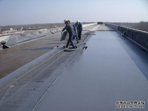 高速公路聚脲噴涂防水防腐保護