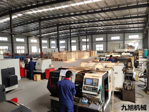 聚脲噴涂機(jī)生產(chǎn)數(shù)控加工中心